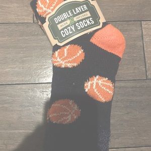 Cozy socks keep ur feet warm size 6,brand new